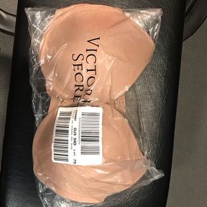 Victoria Secret Perfect Shape T-shirt Bra 34D NWT